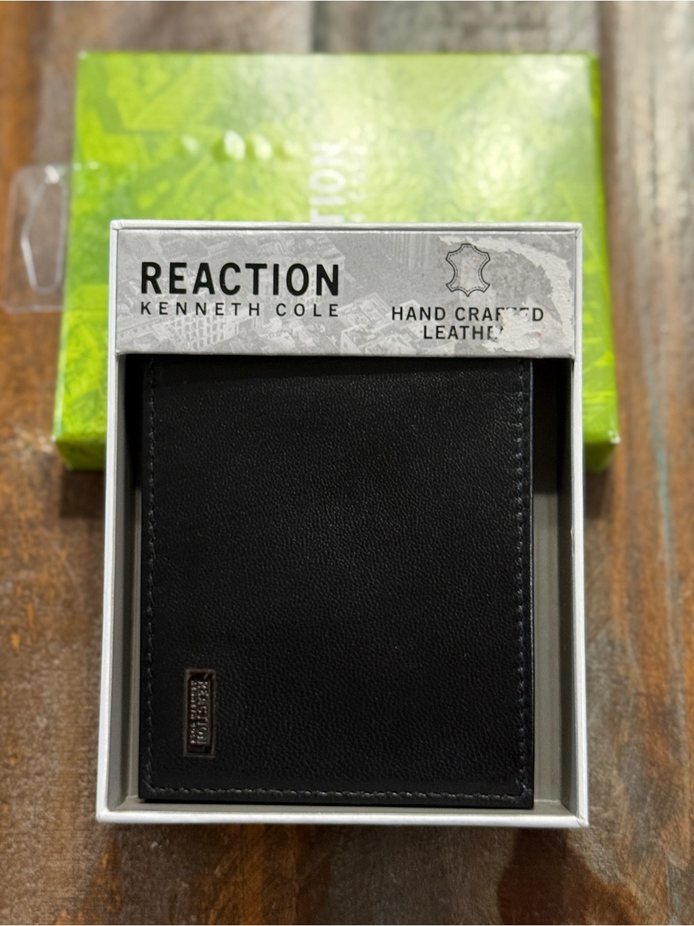 Reaction Kenneth Cole Mens Black Genuine Leather Bifold Wallet NWT